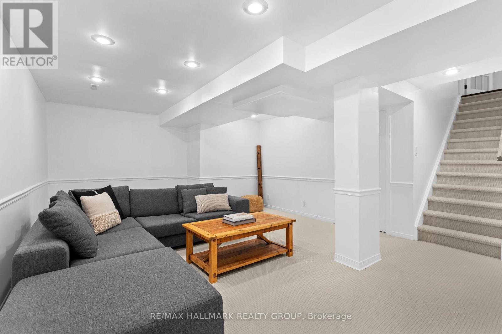 804 Adencliffe Drive