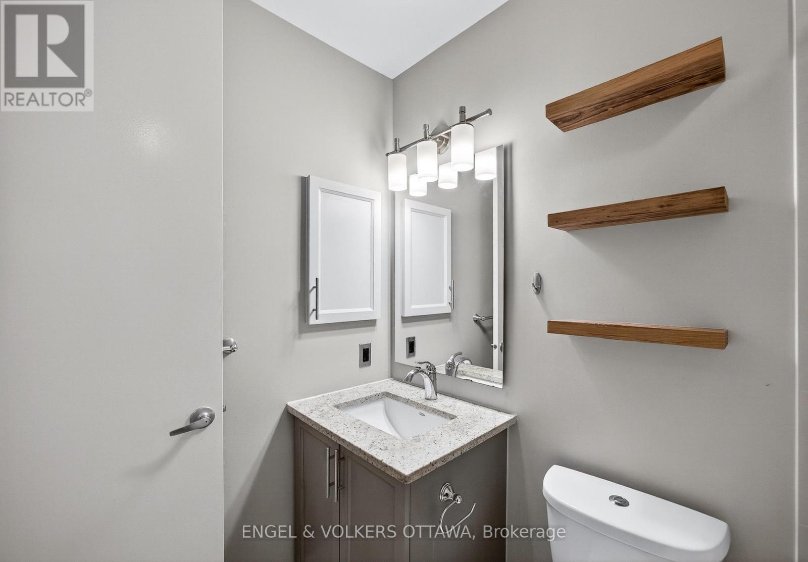 410 - 327 Breezehill Avenue S