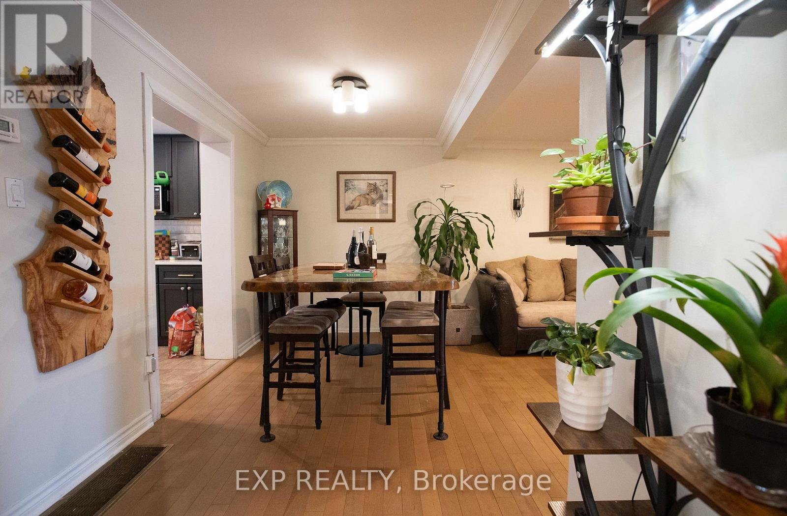 1108 Grenoble Crescent