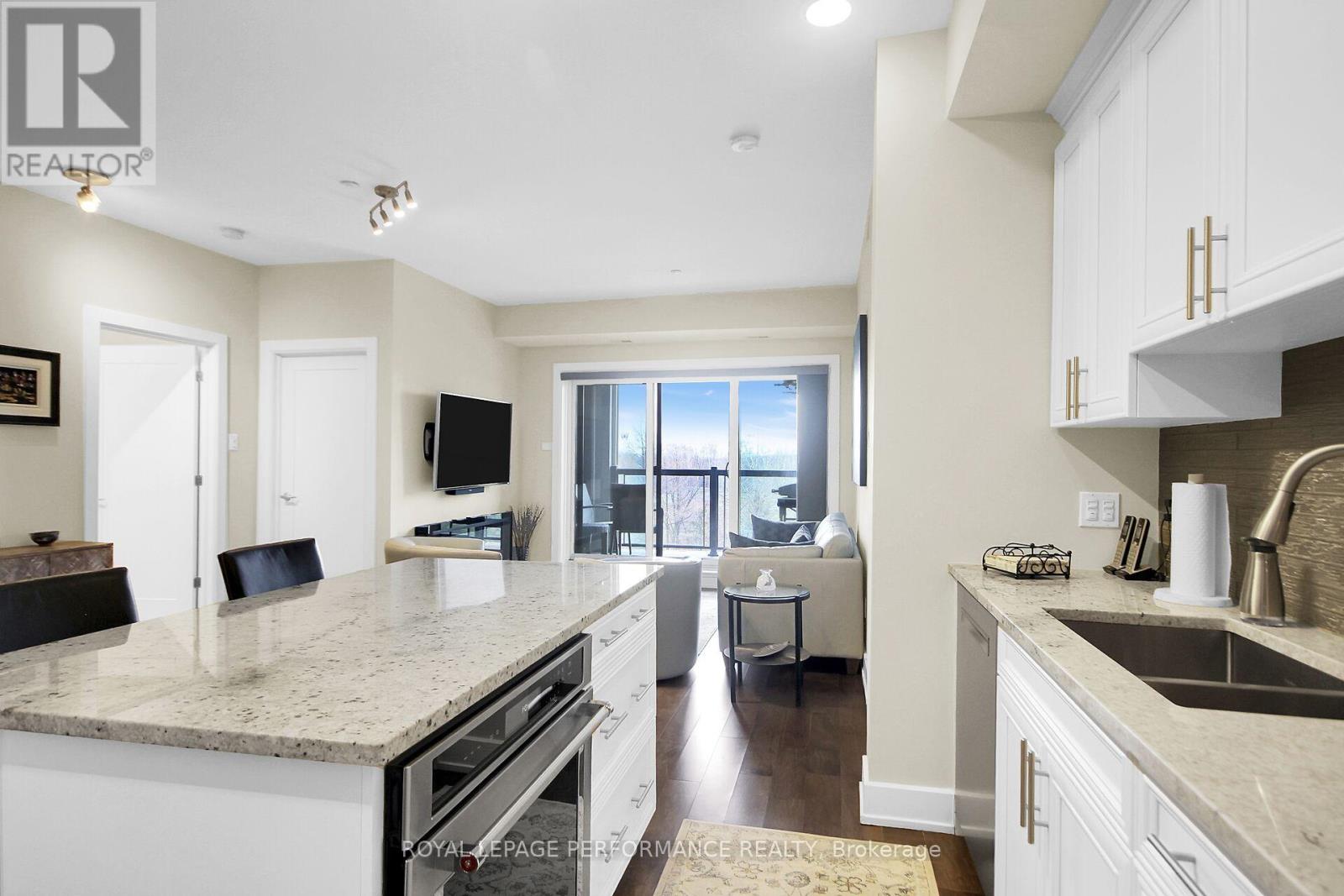 408 - 615 Longfields Drive