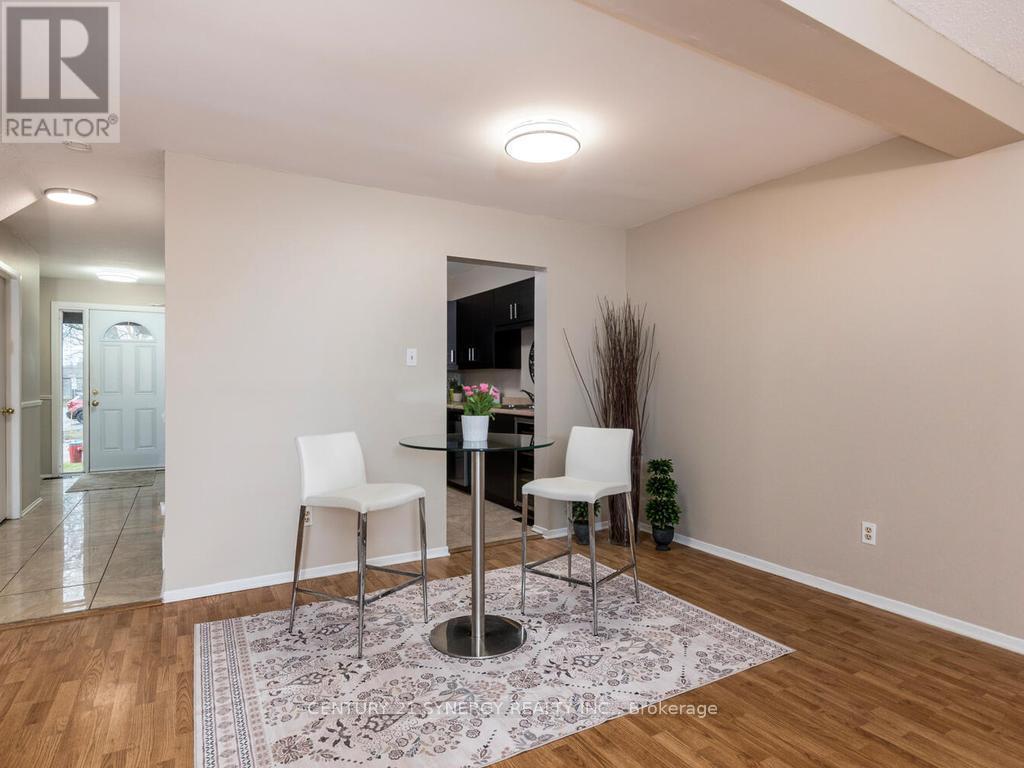 16 - 71 Clarkson Crescent