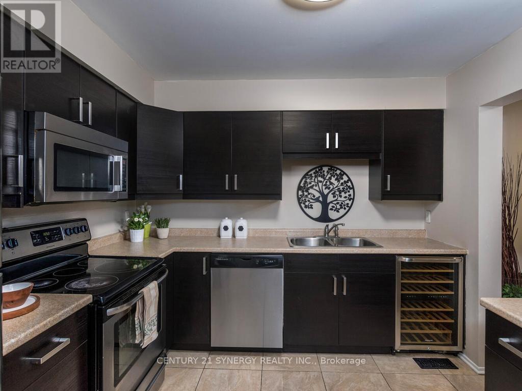 16 - 71 Clarkson Crescent