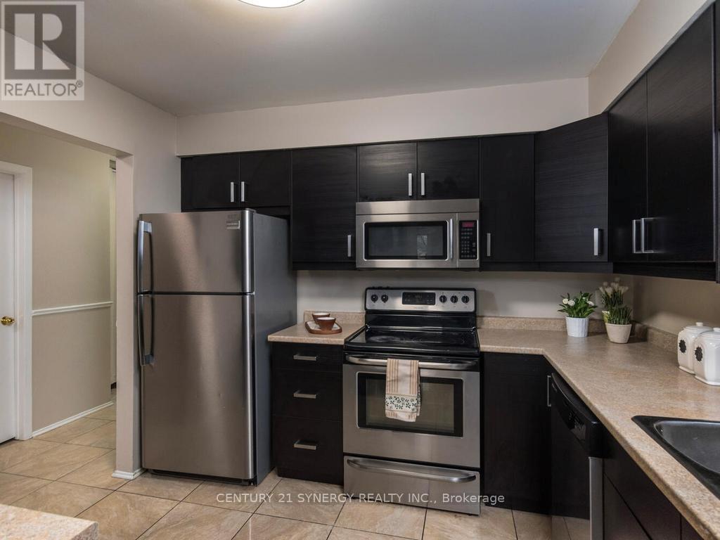 16 - 71 Clarkson Crescent