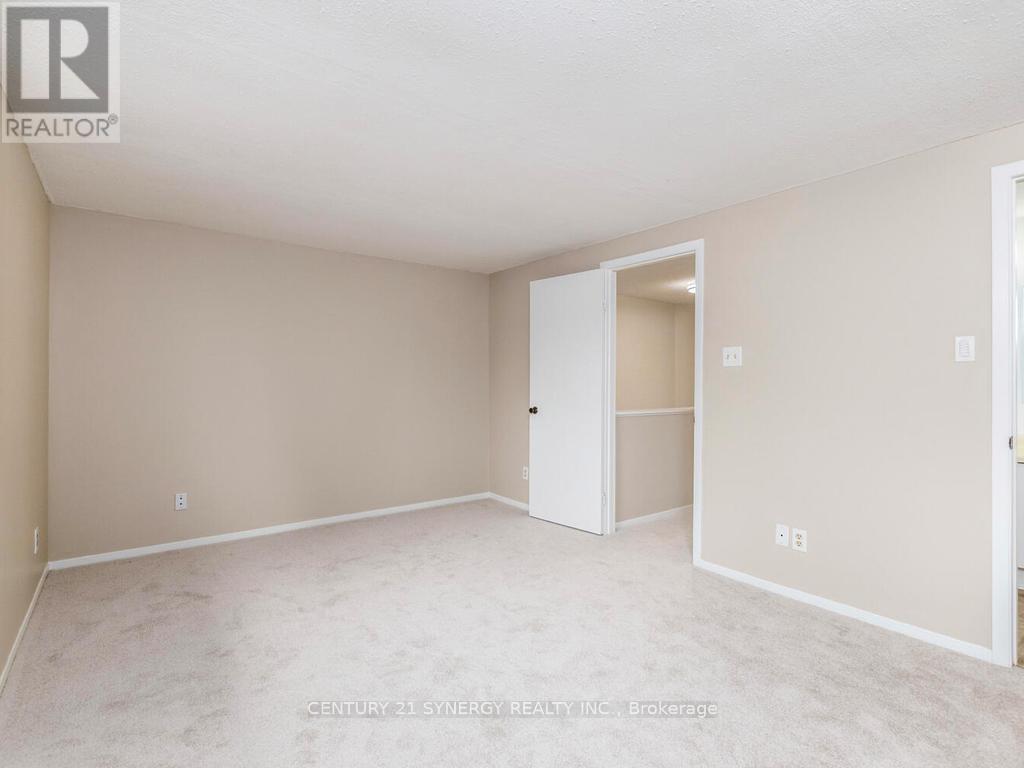 16 - 71 Clarkson Crescent