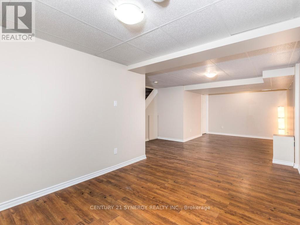 16 - 71 Clarkson Crescent