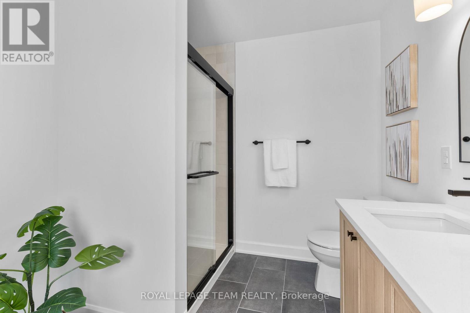 744 Tailslide Private