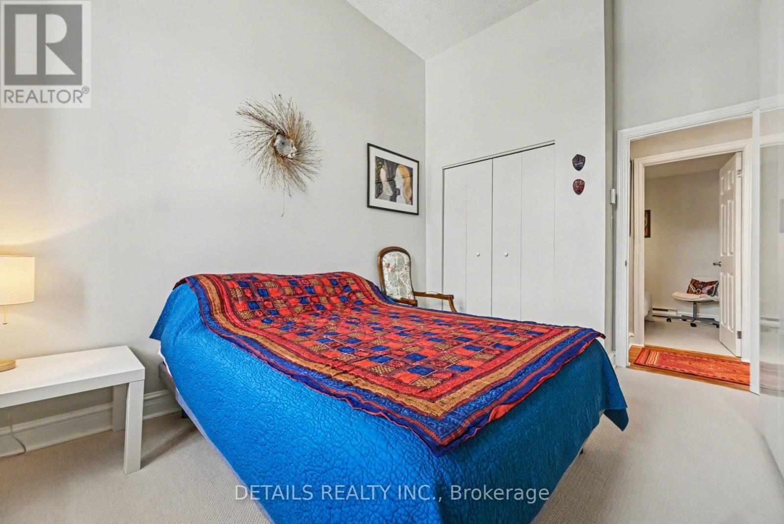 311 - 1 Rosamond Street E