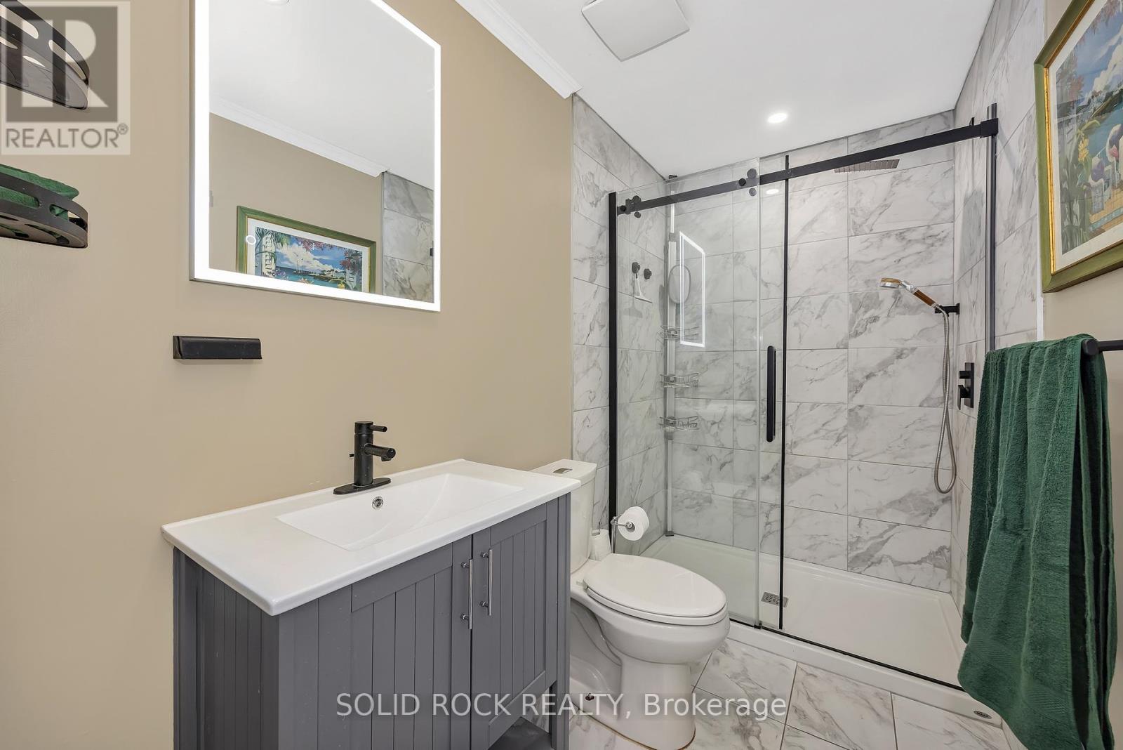 2 Newborough Crescent