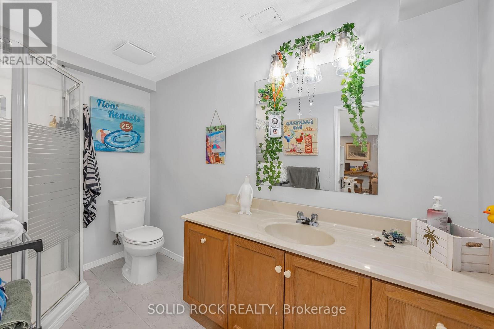 2 Newborough Crescent