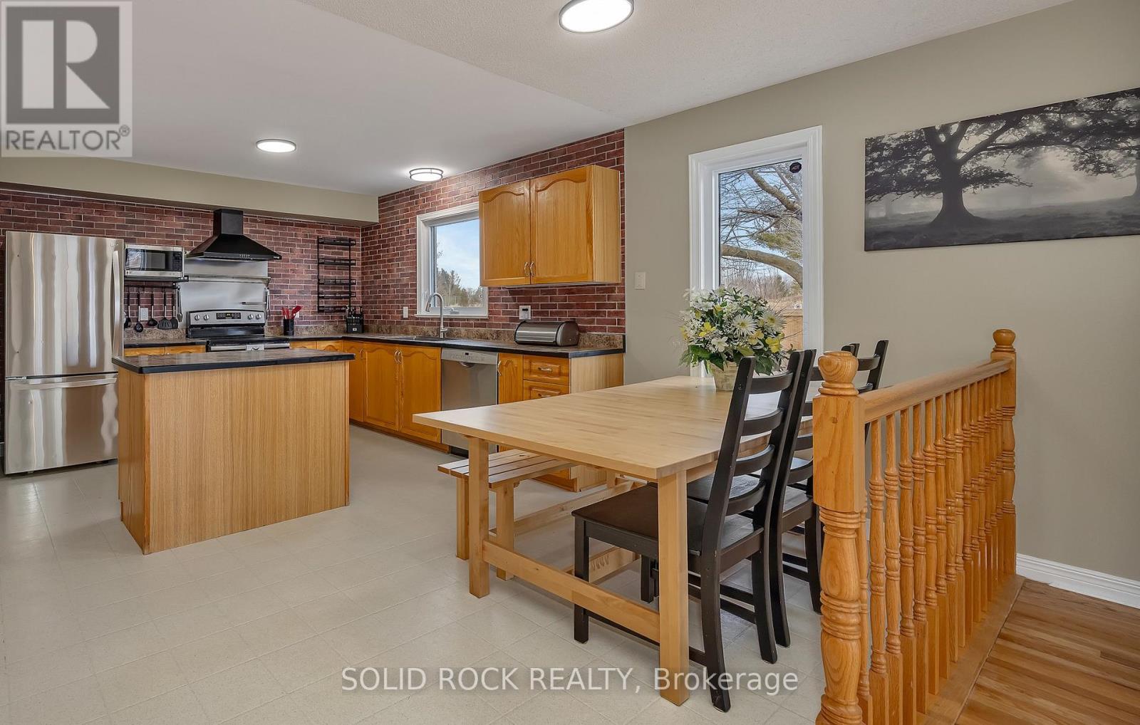 2 Newborough Crescent