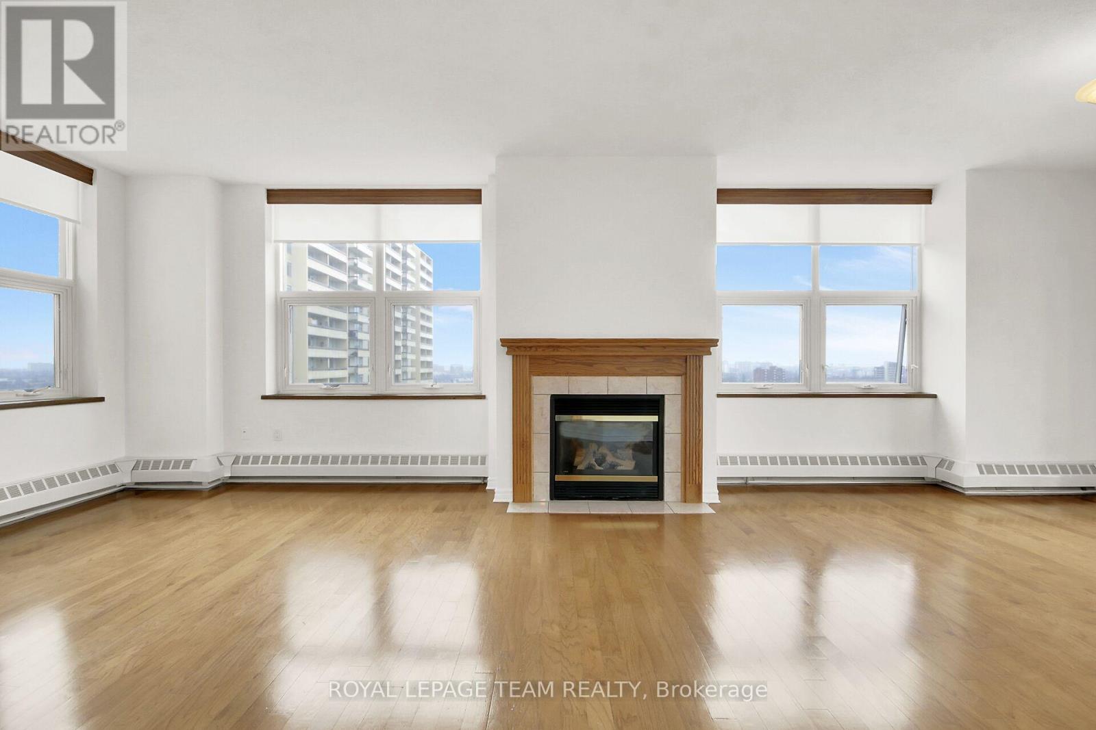 1104 - 131 Wurtemburg Street