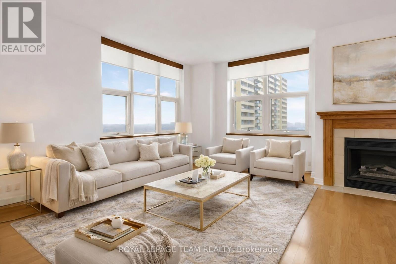 1104 - 131 Wurtemburg Street