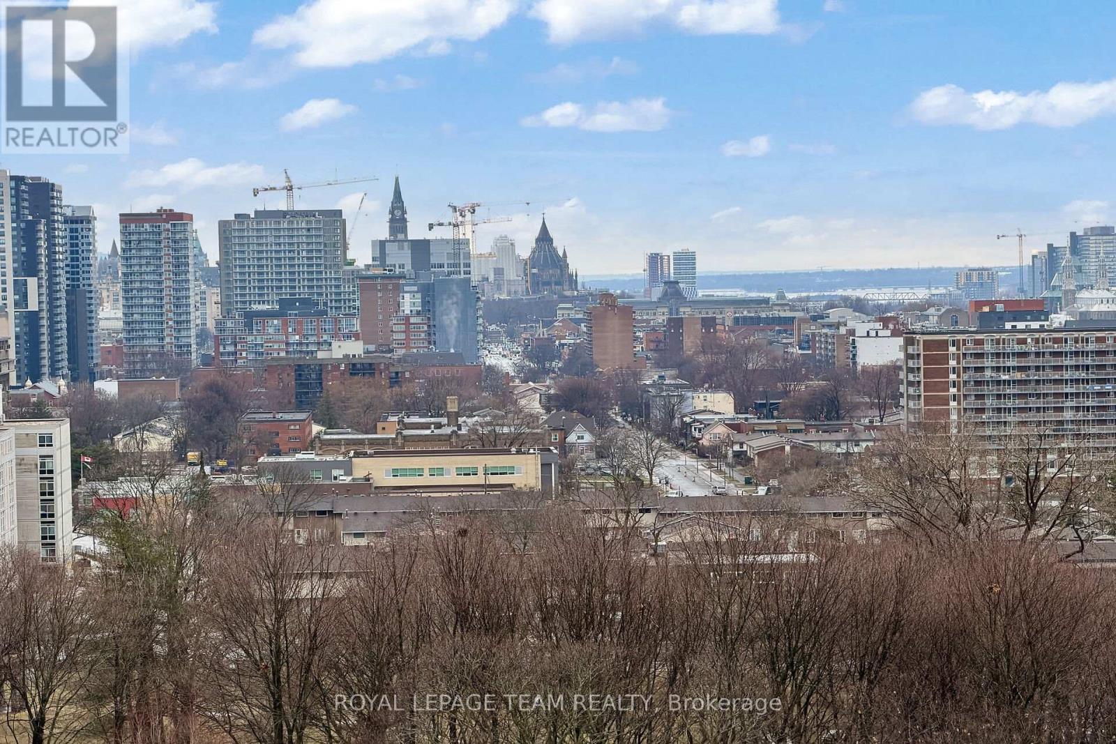 1104 - 131 Wurtemburg Street