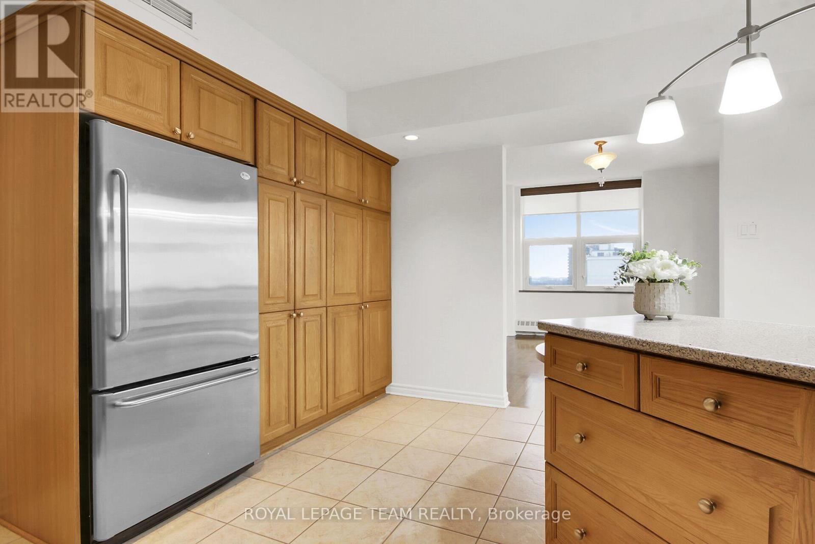 1104 - 131 Wurtemburg Street