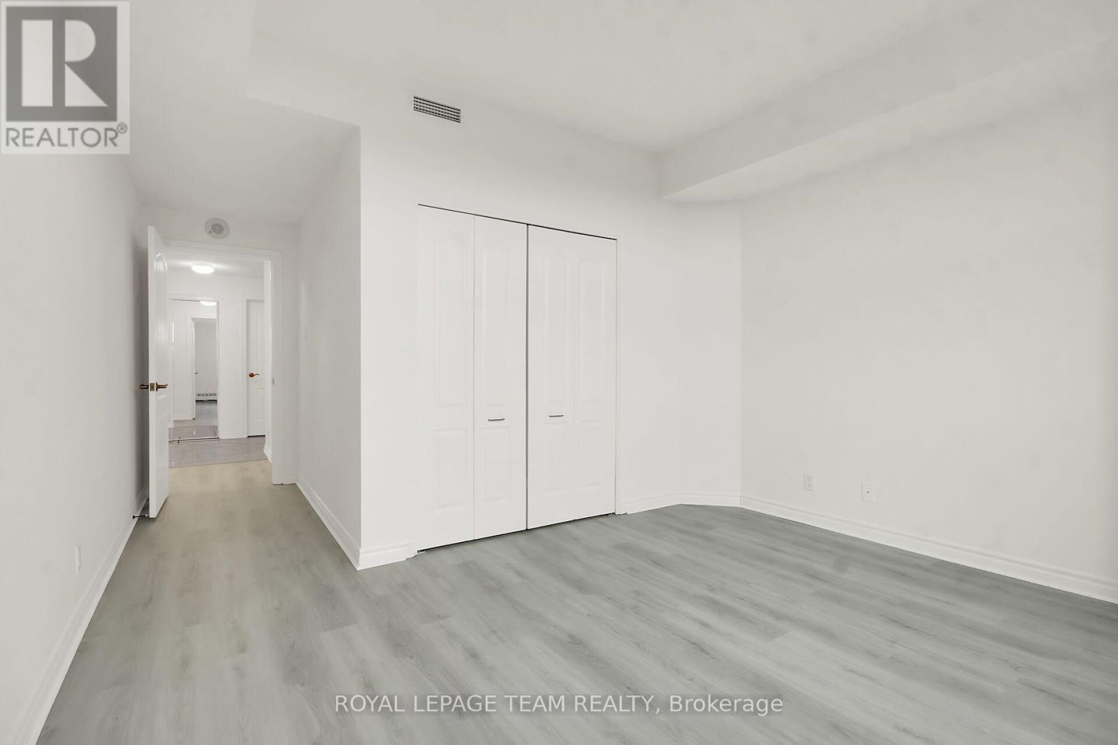 1104 - 131 Wurtemburg Street