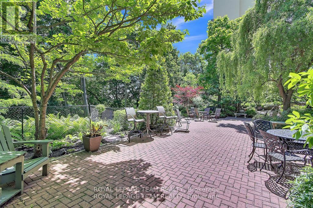 1104 - 131 Wurtemburg Street