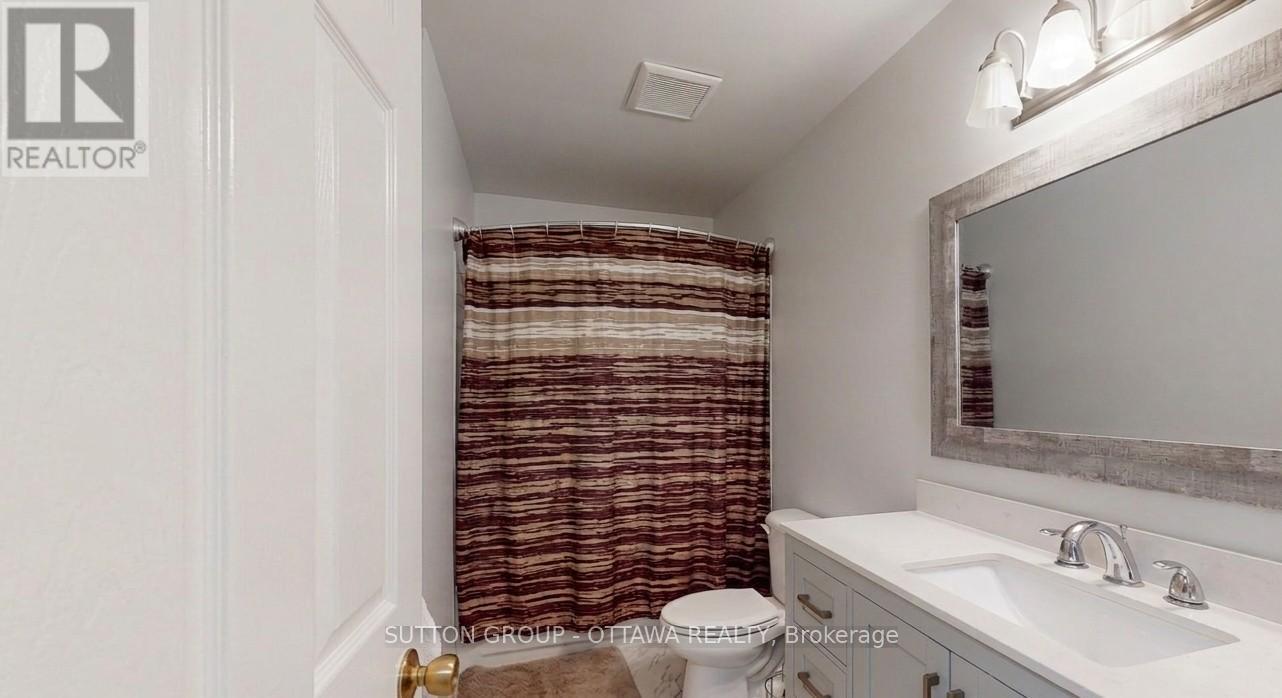 28 Carraway Crescent