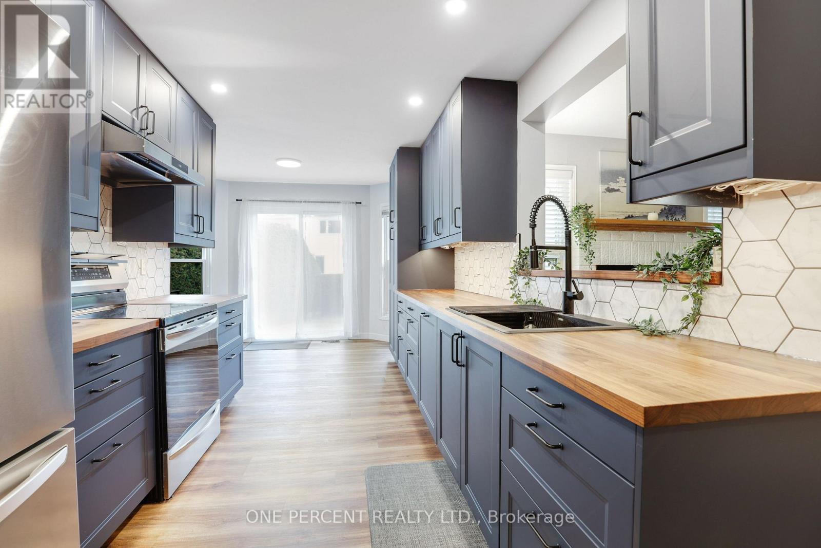 1570 Champneuf Drive