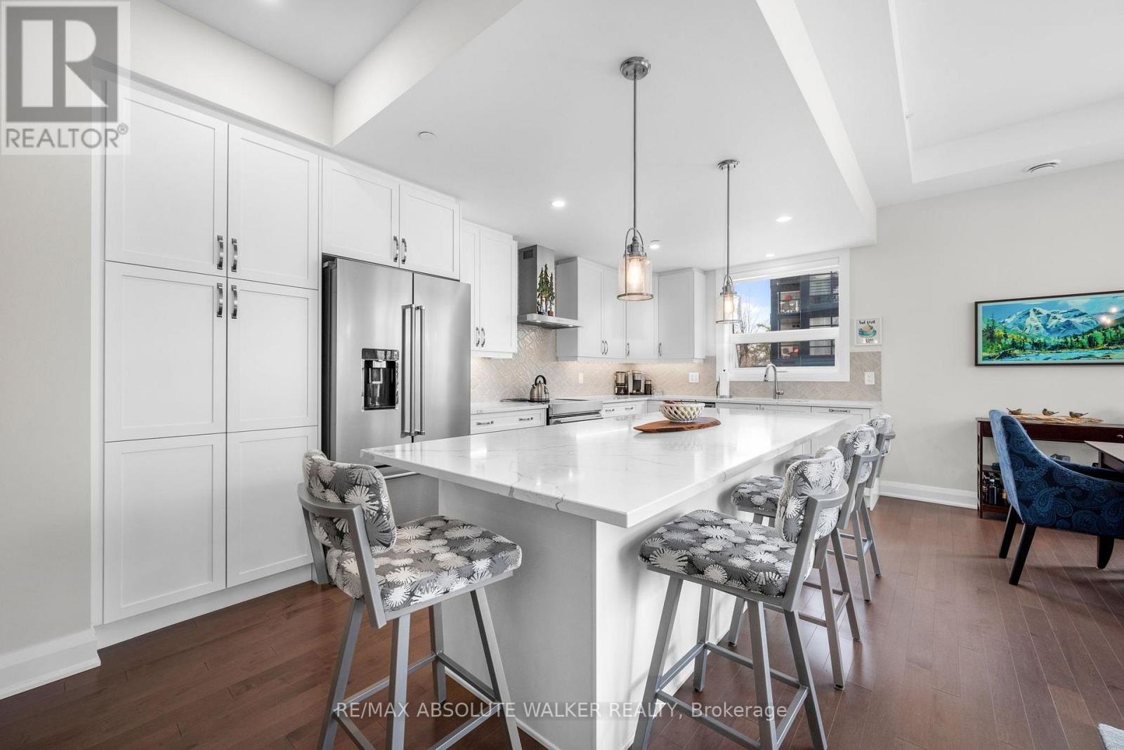 104 - 110 Cortile Private