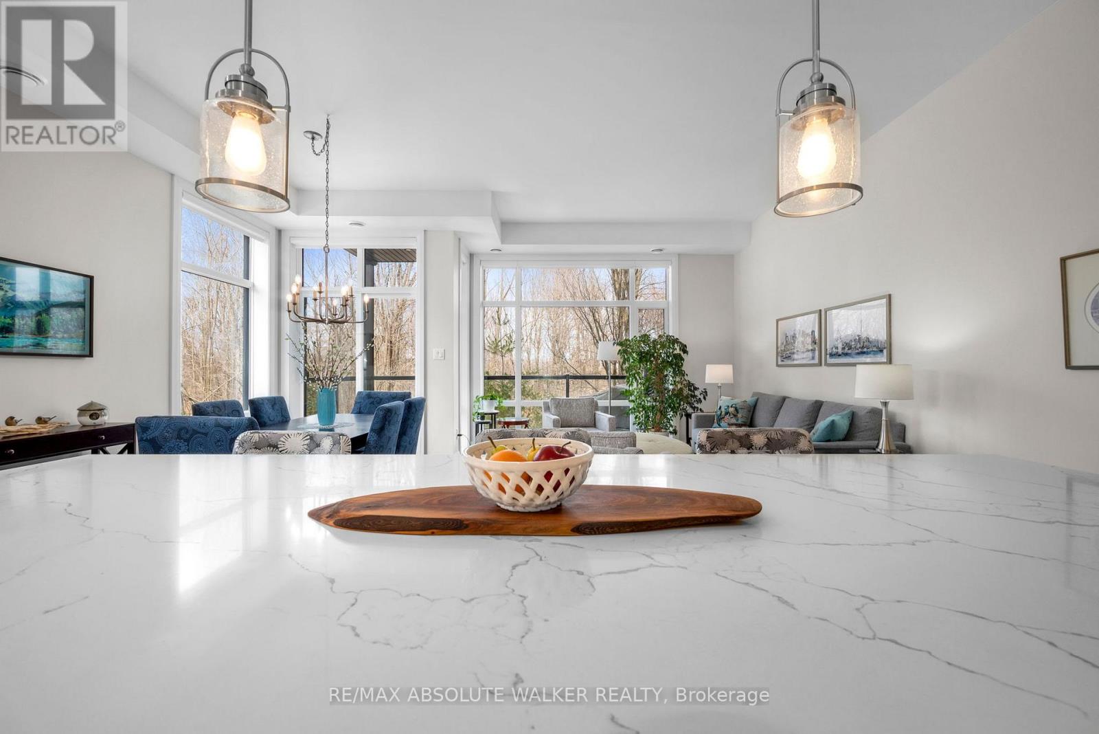 104 - 110 Cortile Private