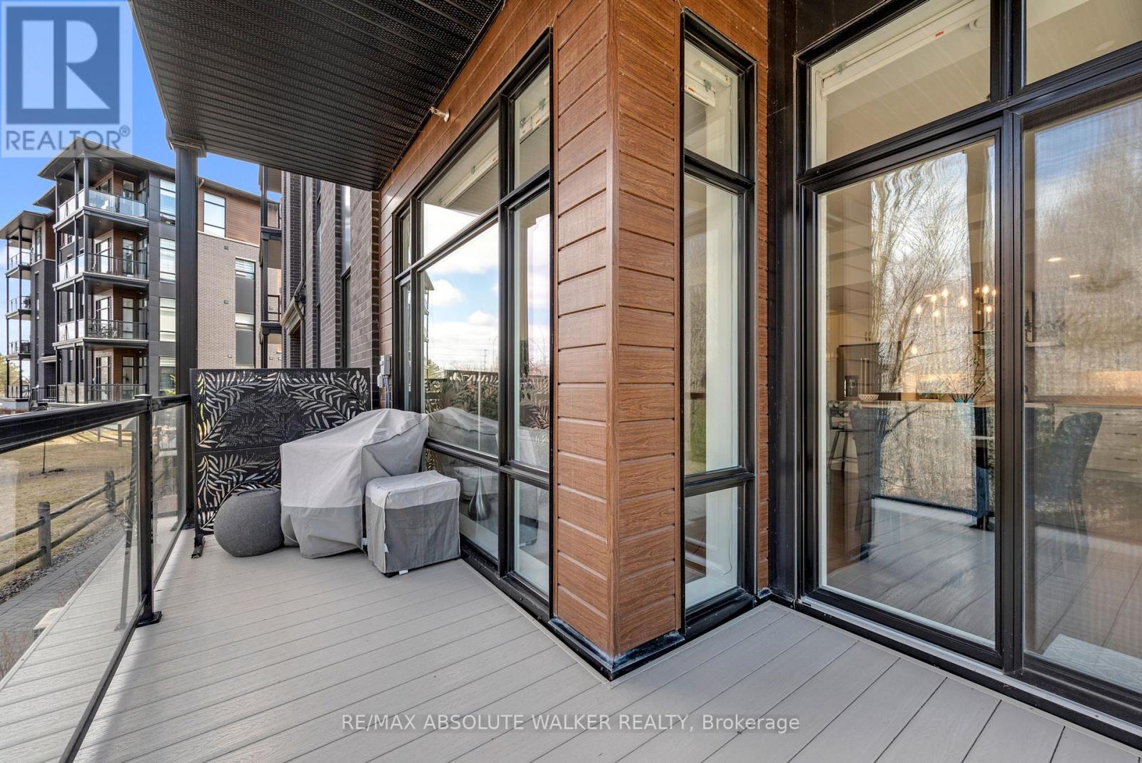 104 - 110 Cortile Private