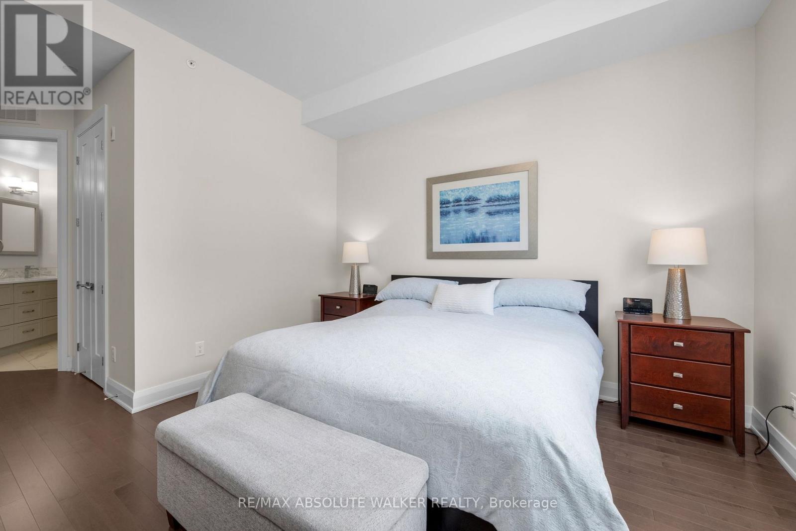 104 - 110 Cortile Private