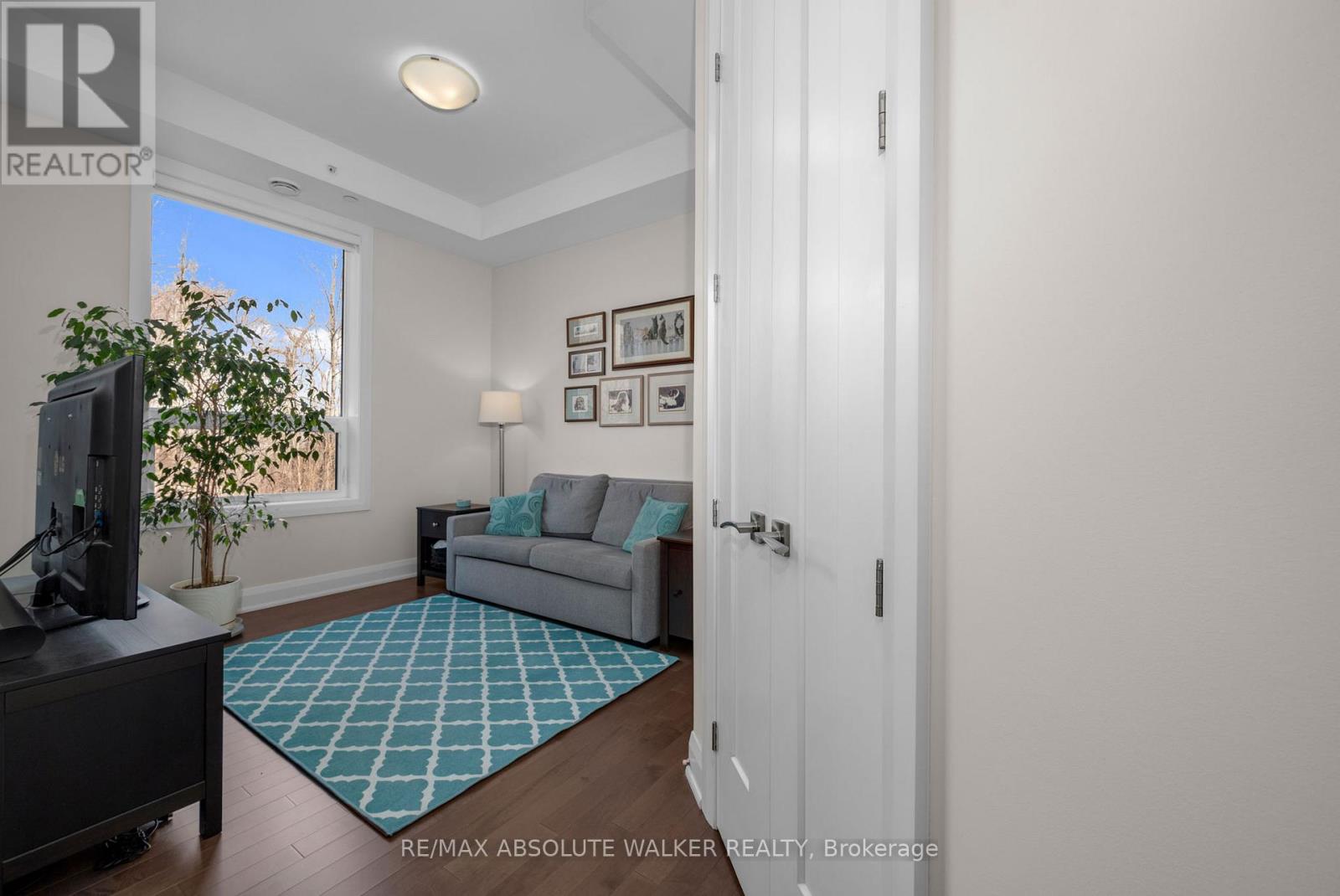 104 - 110 Cortile Private