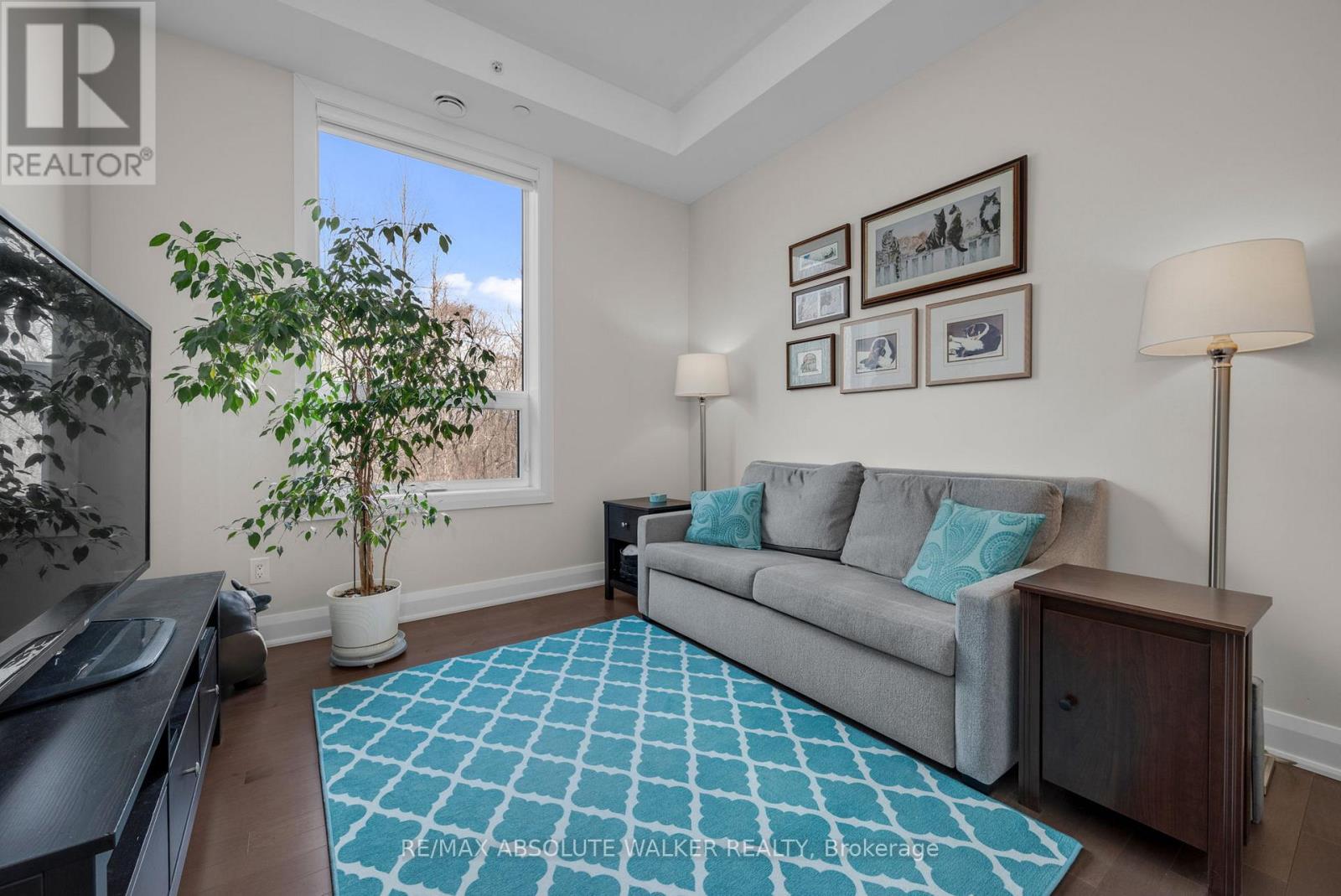 104 - 110 Cortile Private