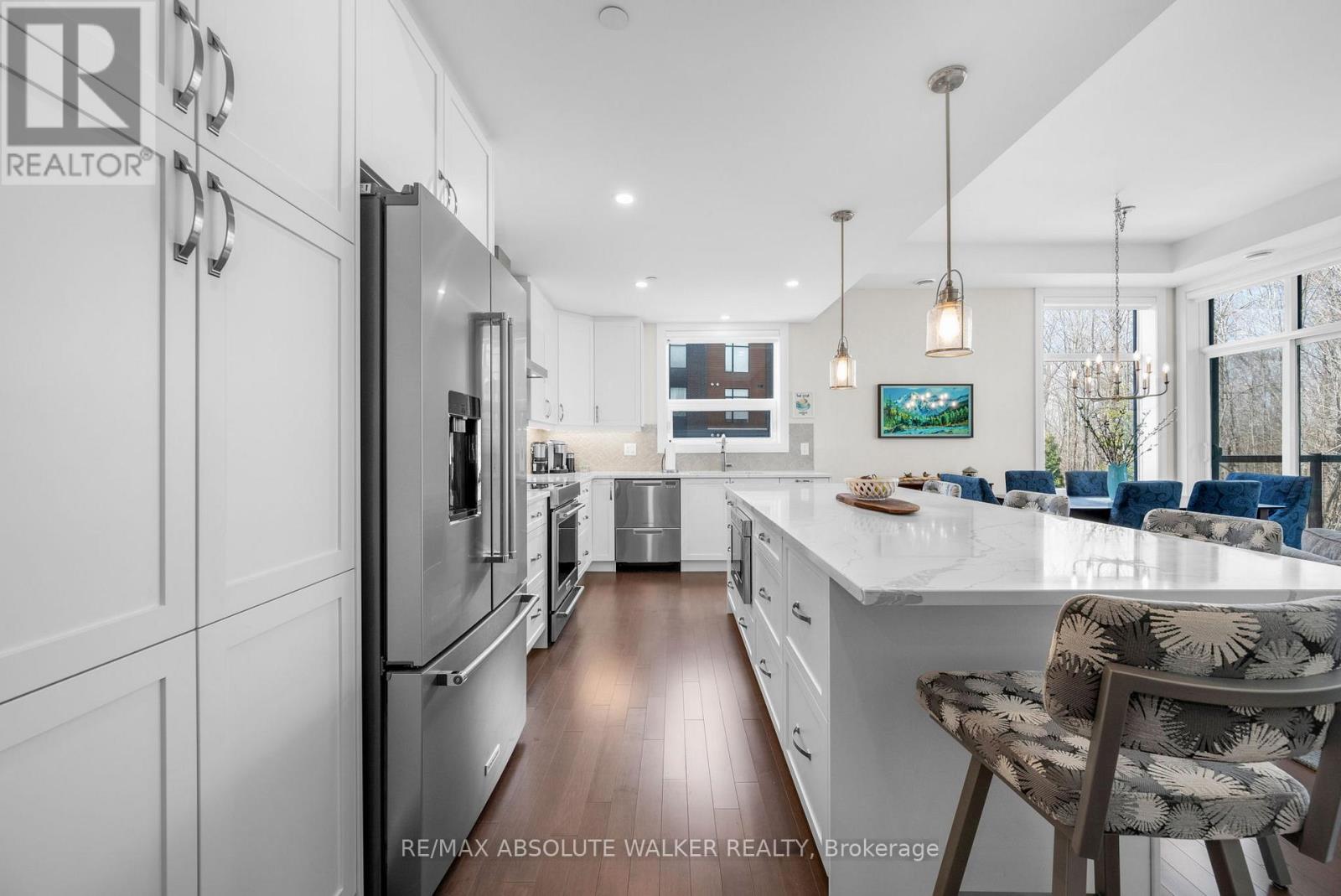 104 - 110 Cortile Private