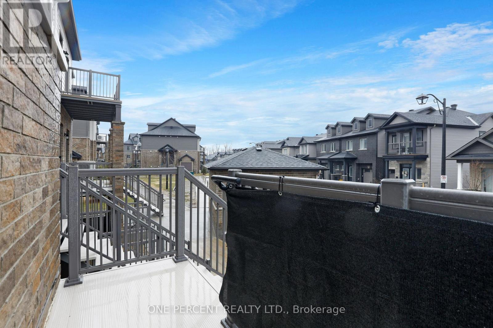 I - 735 Dearborn Private