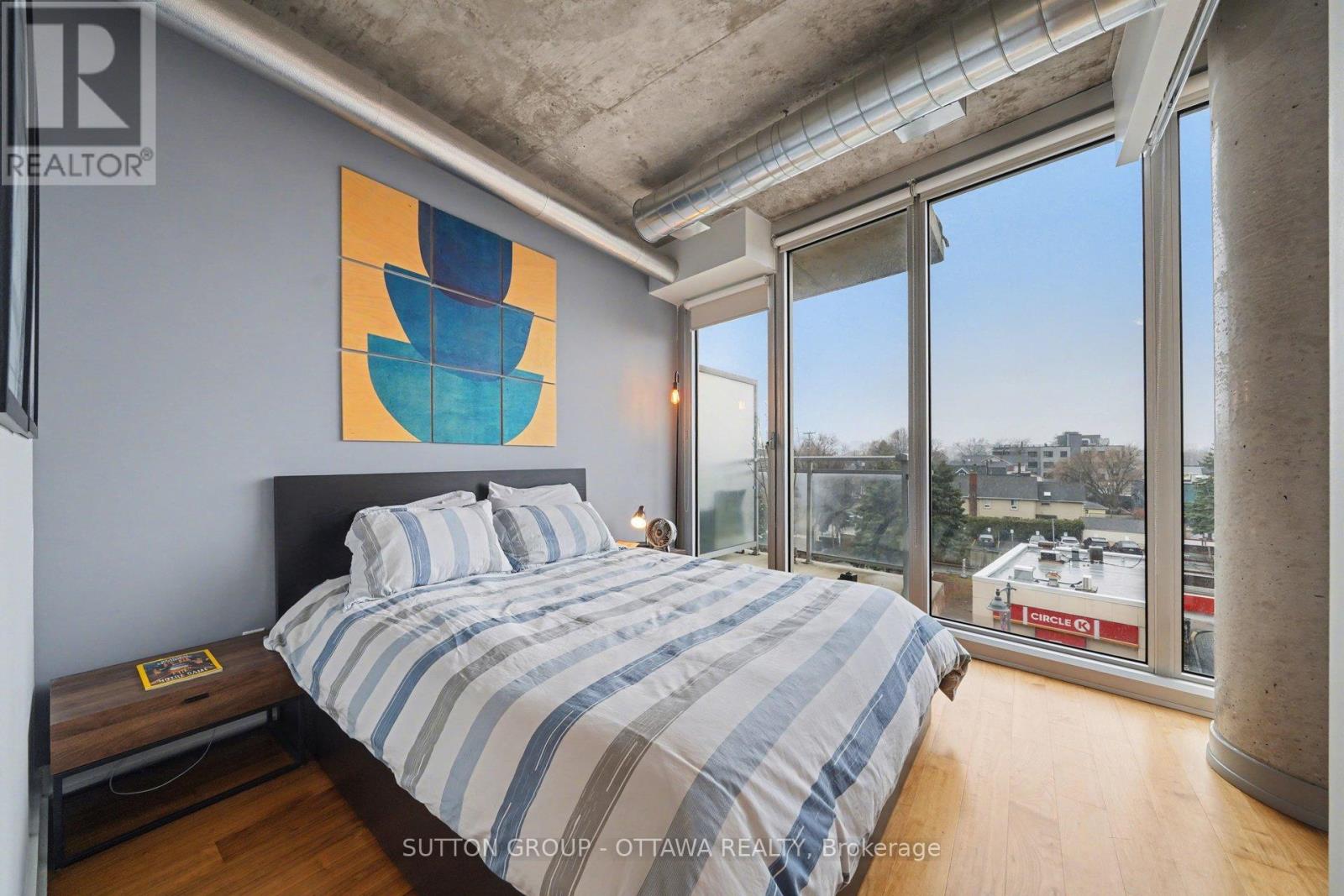 323 - 354 Gladstone Avenue