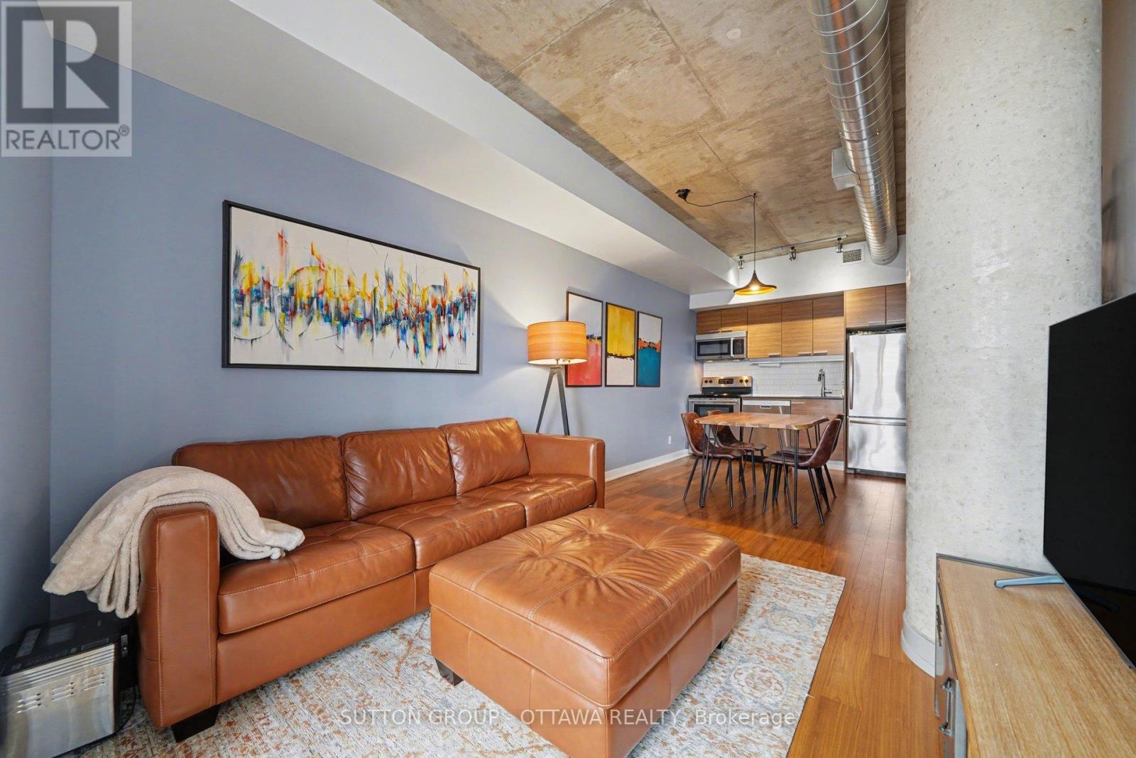 323 - 354 Gladstone Avenue