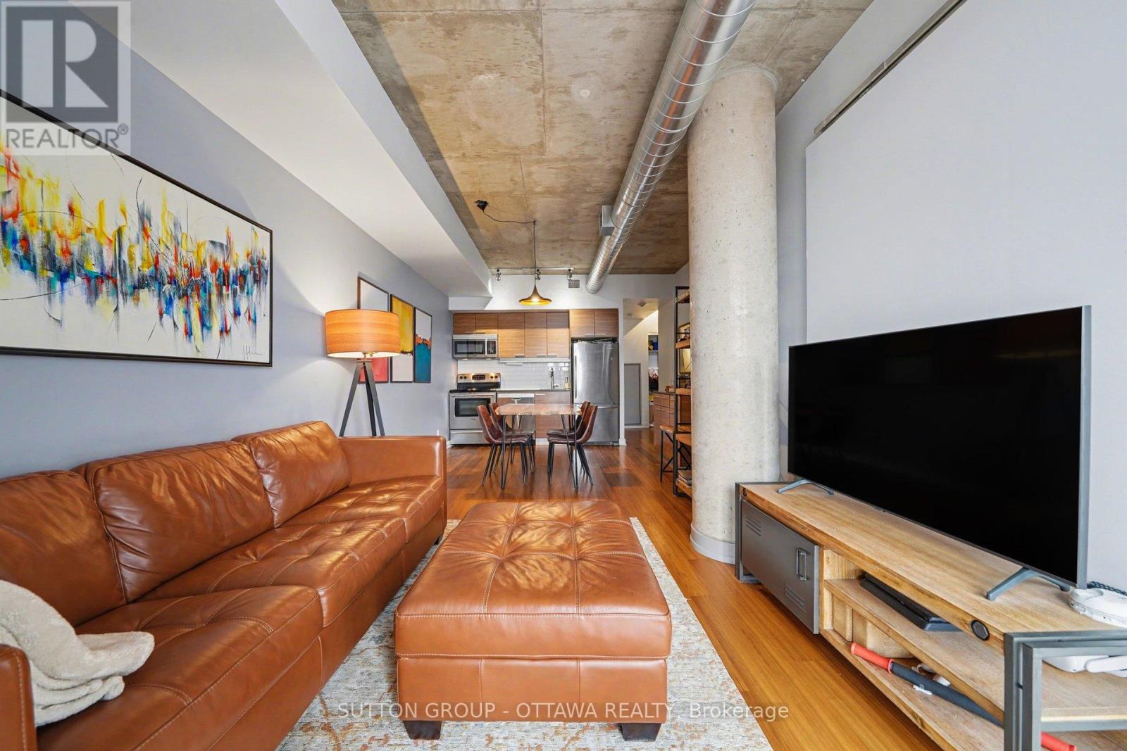 323 - 354 Gladstone Avenue