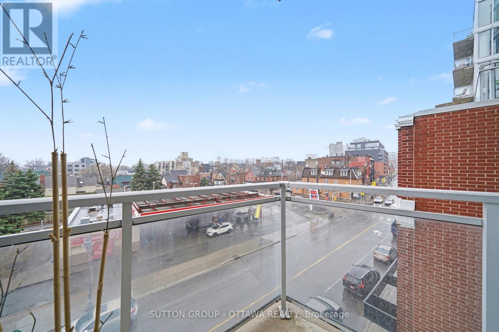 323 - 354 Gladstone Avenue