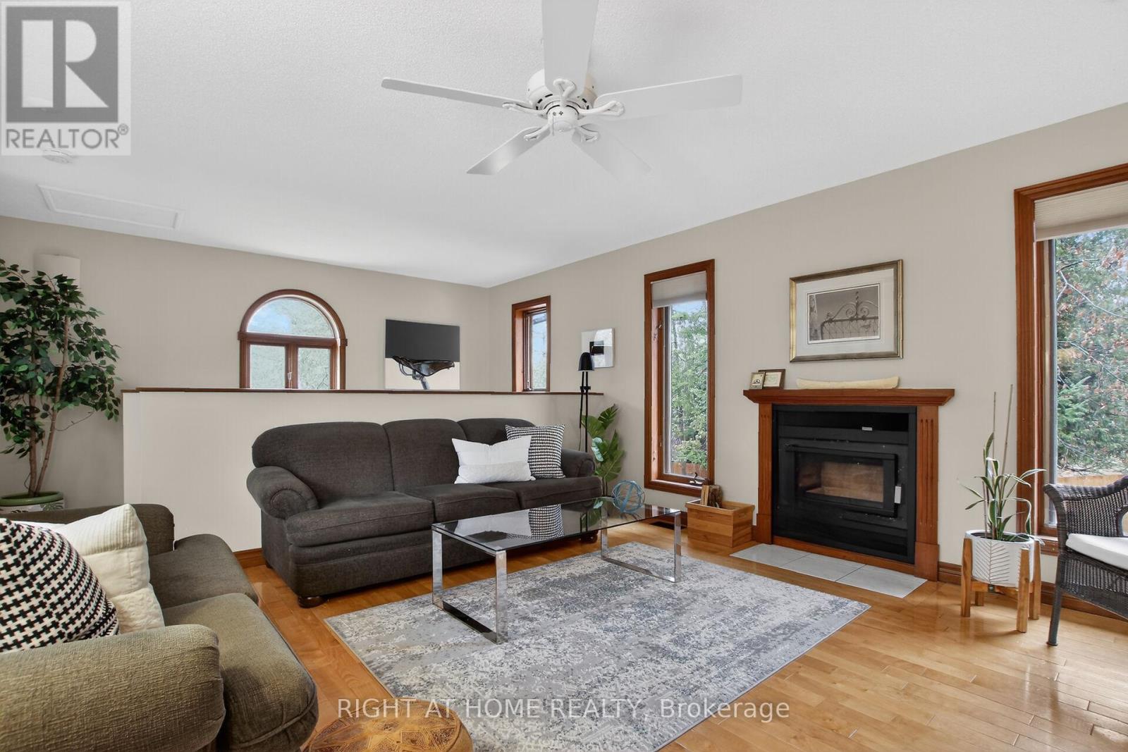 3616 Forestview Lane