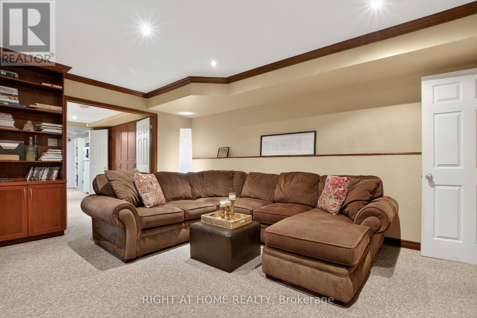 3616 Forestview Lane