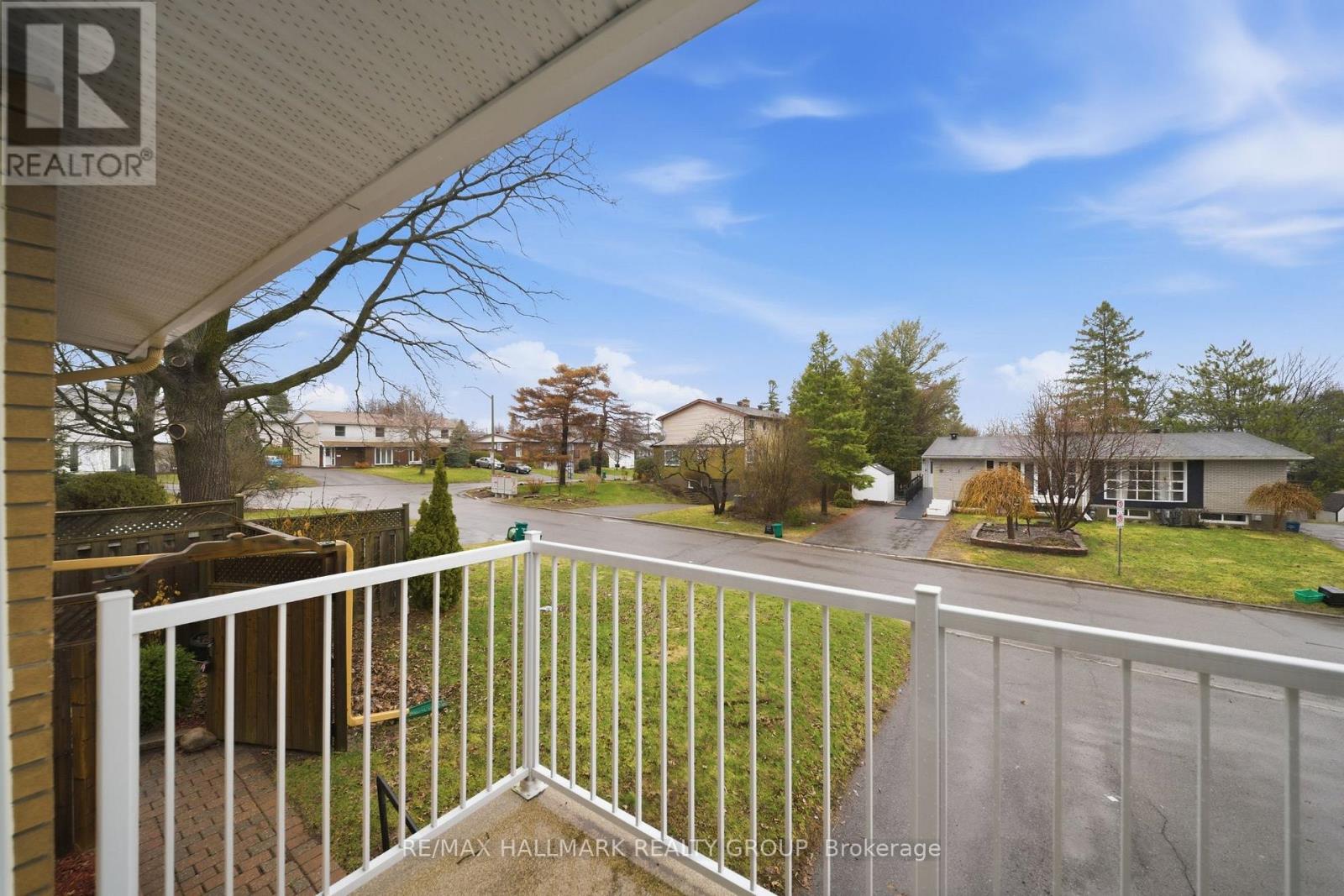 69 Woodmount Crescent