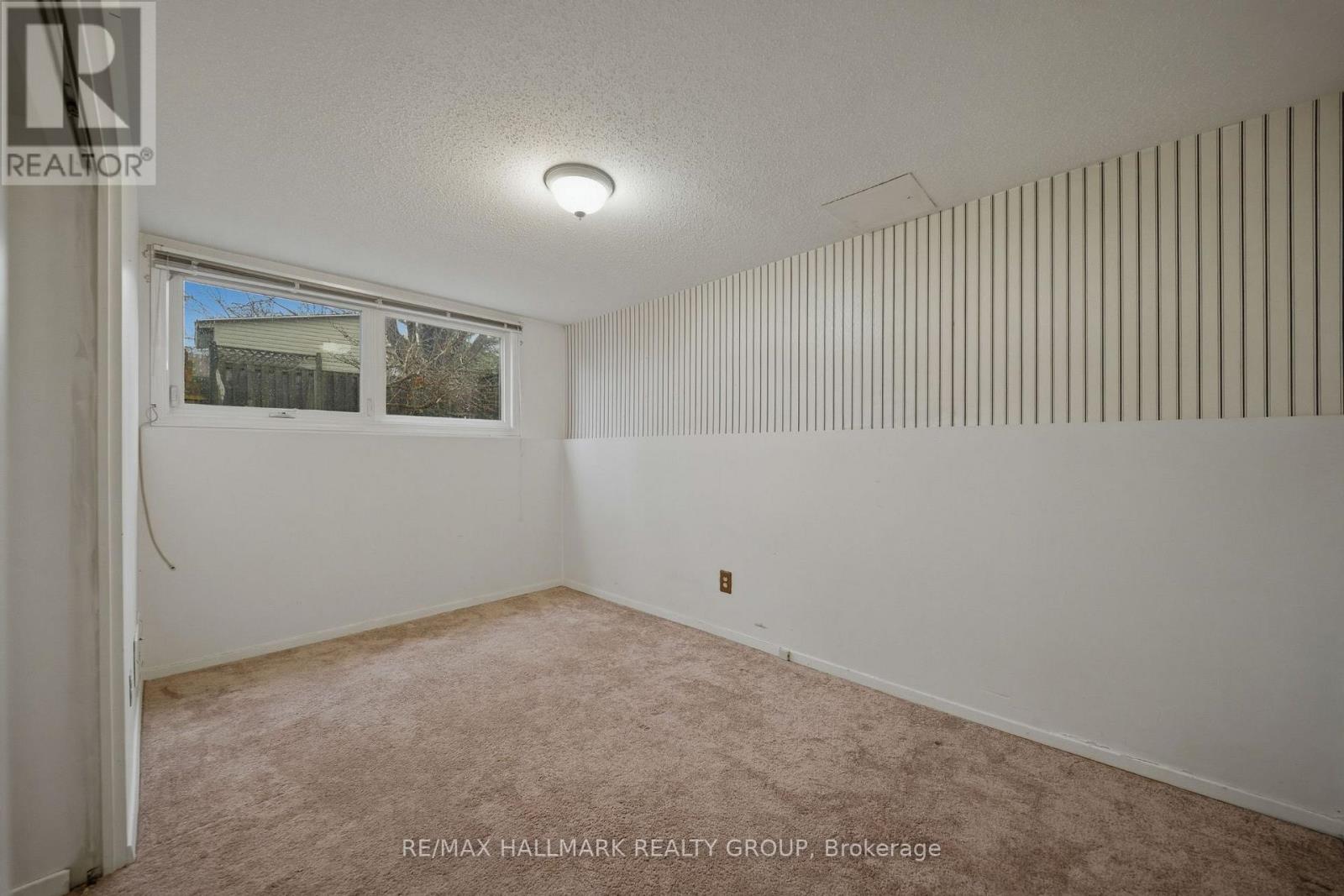 69 Woodmount Crescent