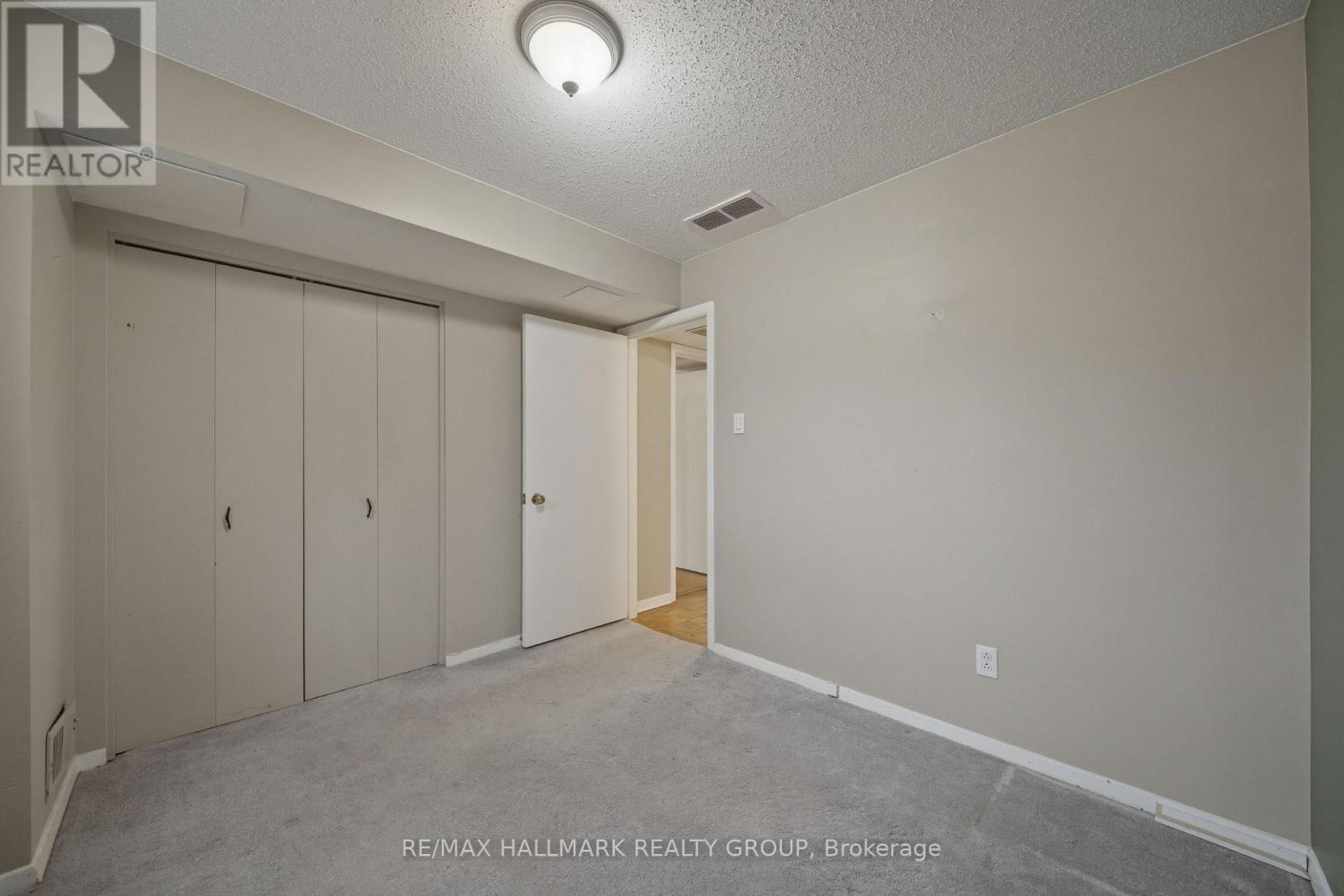 69 Woodmount Crescent