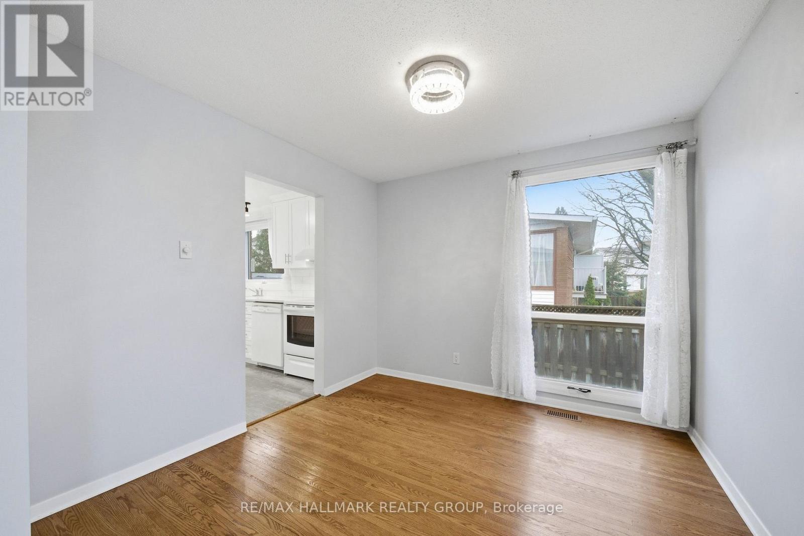 69 Woodmount Crescent