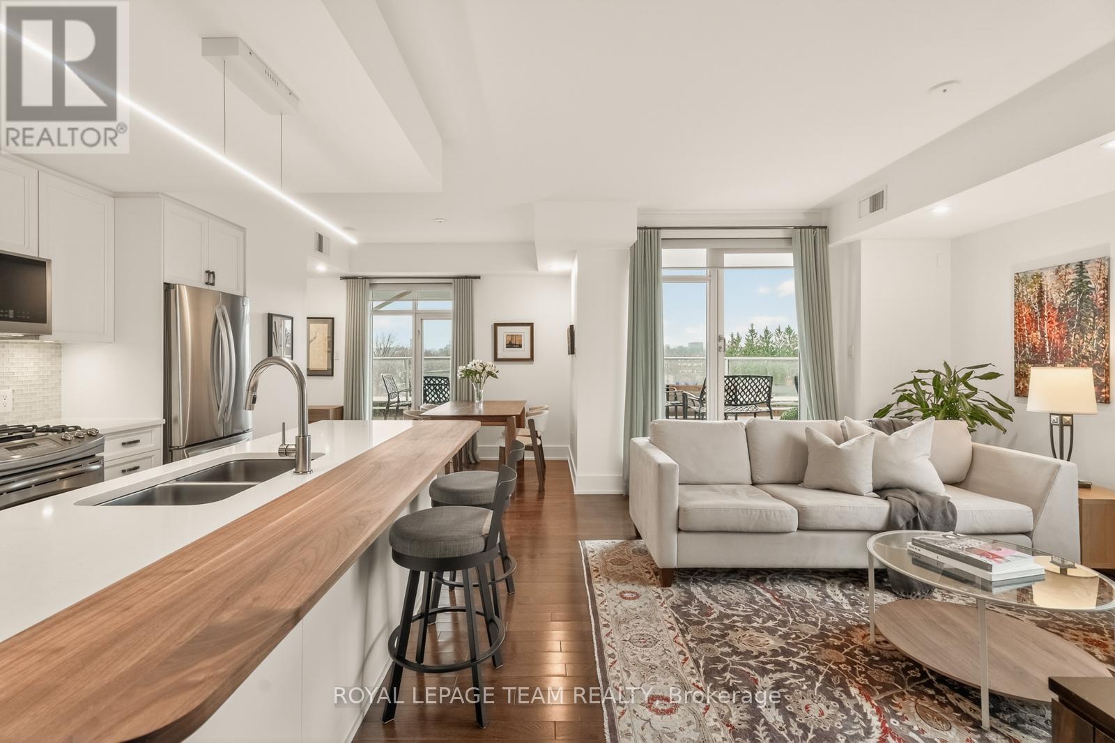 503 - 131 Holland Avenue