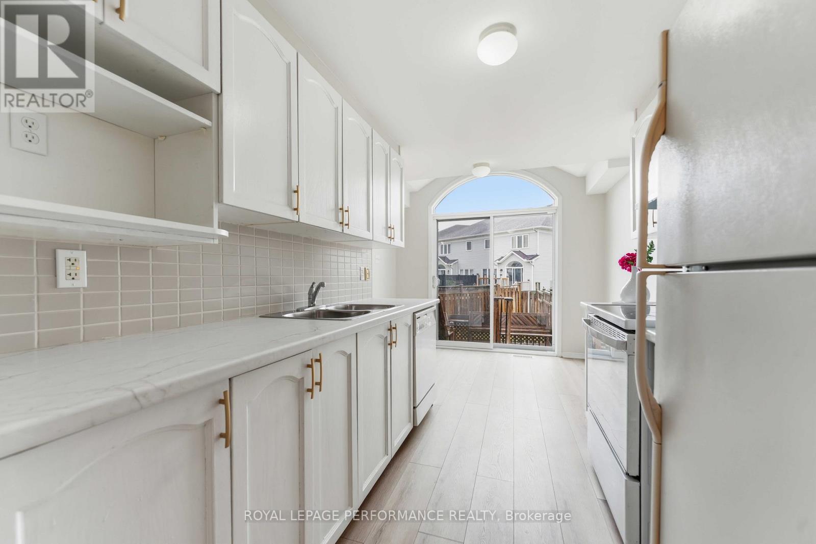 640 Louis Toscano Drive W