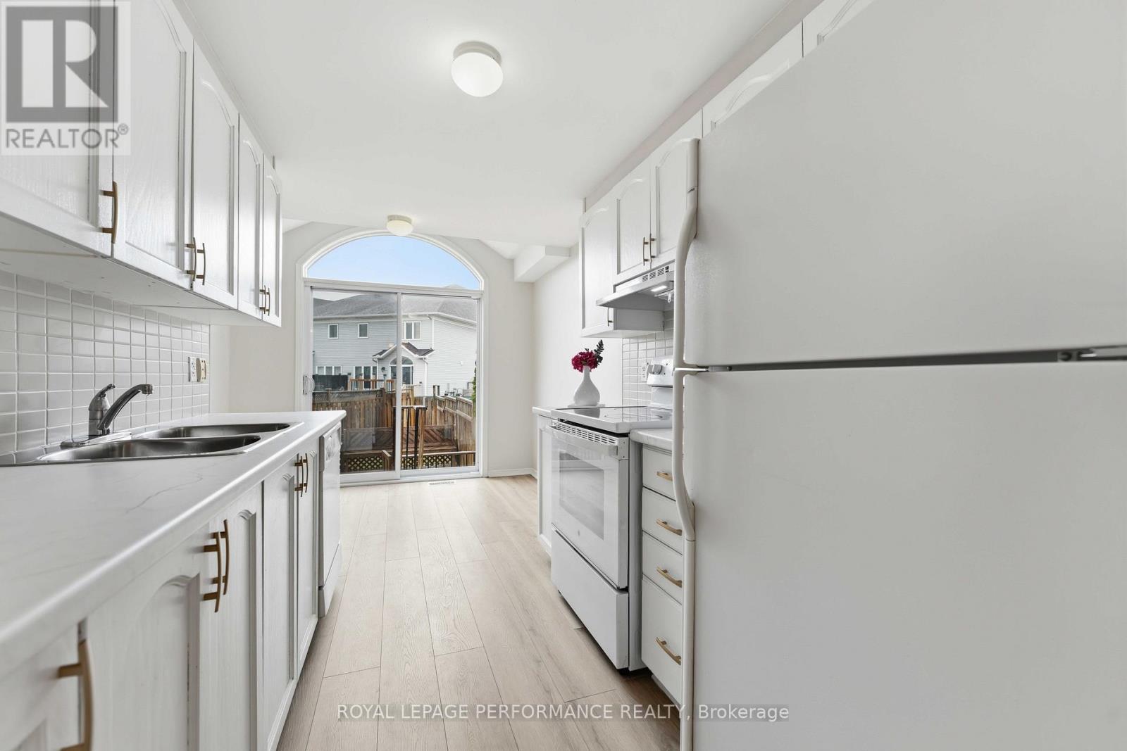 640 Louis Toscano Drive W