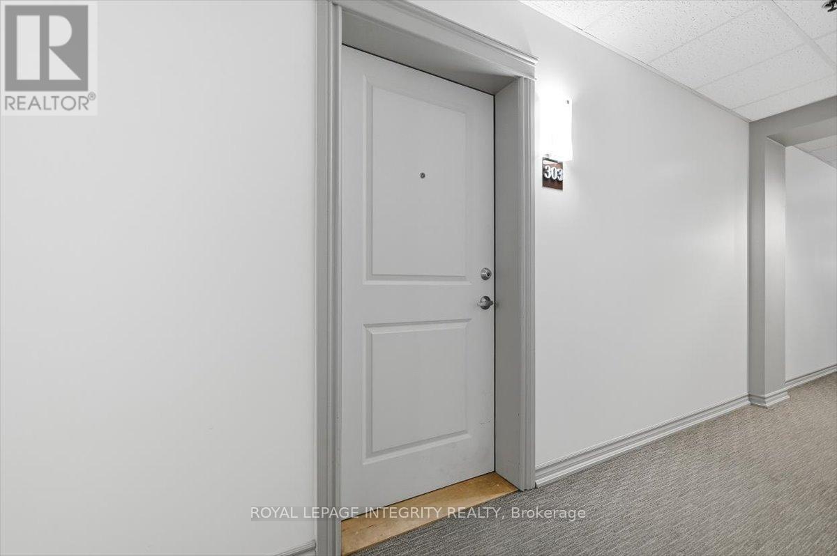 303 - 151 Potts Private