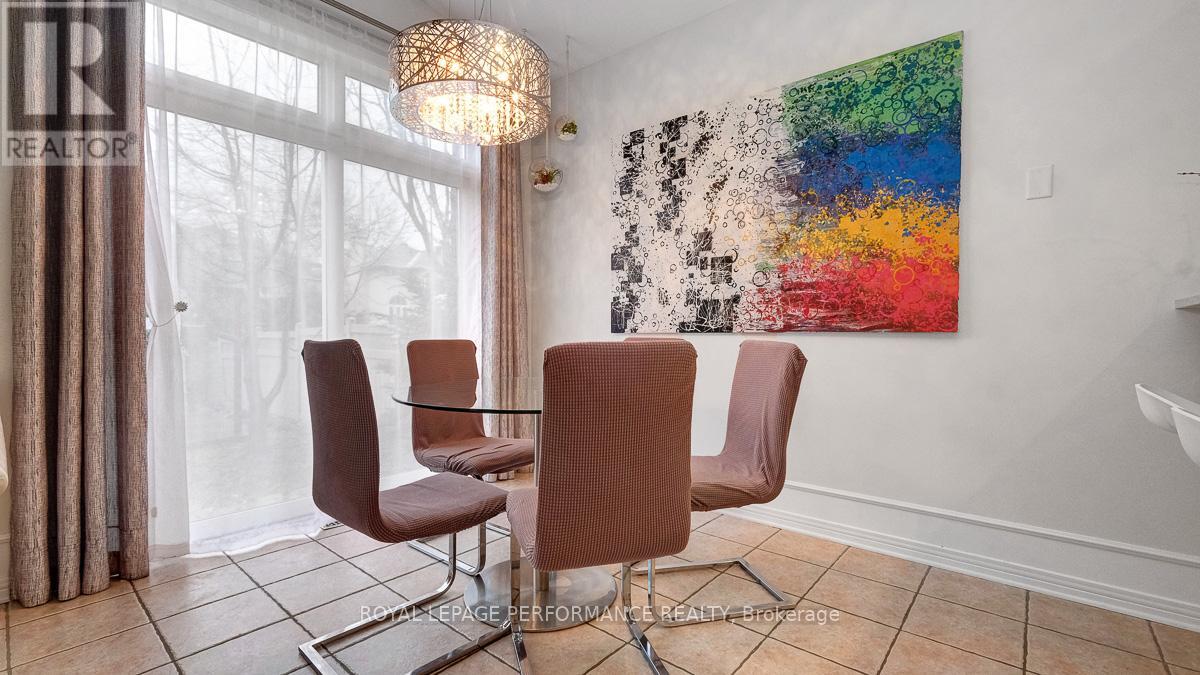 40 Rivergreen Crescent