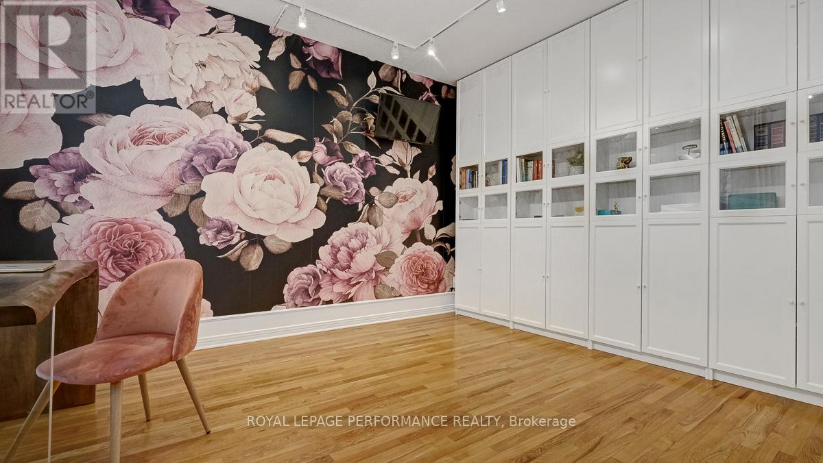 40 Rivergreen Crescent