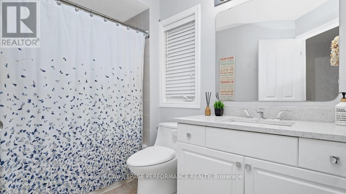 40 Rivergreen Crescent