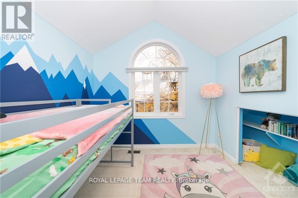 2982 Richmond Road S