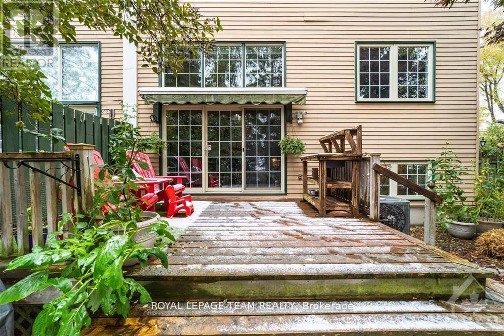 2982 Richmond Road S