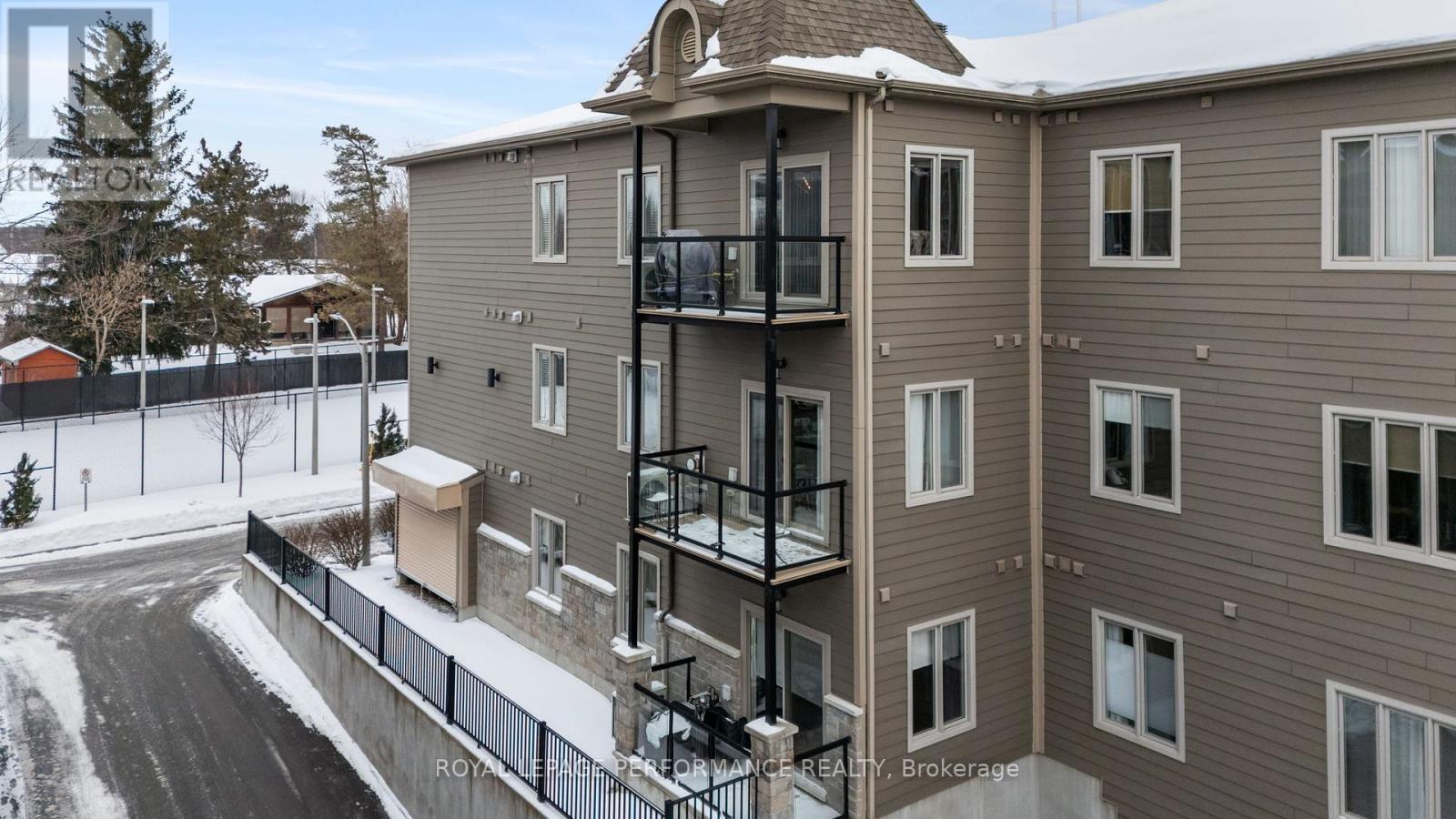 205 - 300 Solstice Crescent